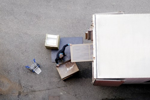 Moving van loading and unloading support in Barnet
