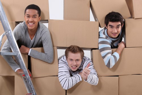 Commercial moving truck service for Barnet businesses