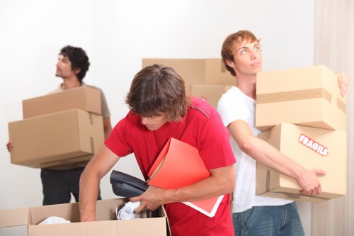 Barnet moving van for flat and house removals